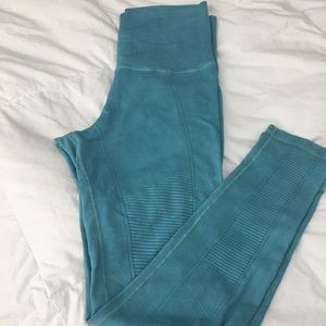 TIU Avocado Avomuse teal leggings